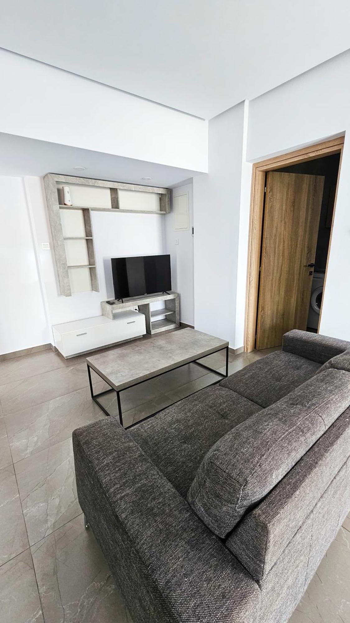 Eviathe Apartments Larnaca Dış mekan fotoğraf