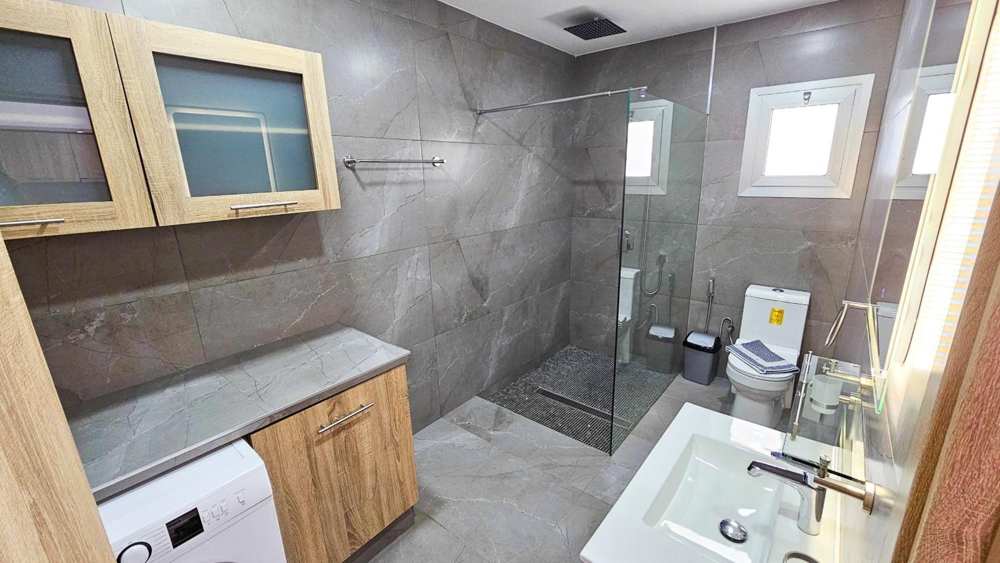 Eviathe Apartments Larnaca Dış mekan fotoğraf